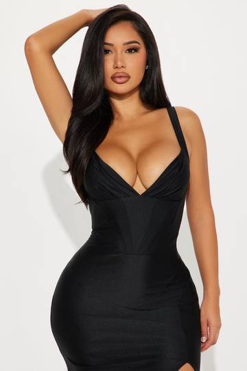 Gracing Presence Gown - Black Dresses Luxurious Weddings