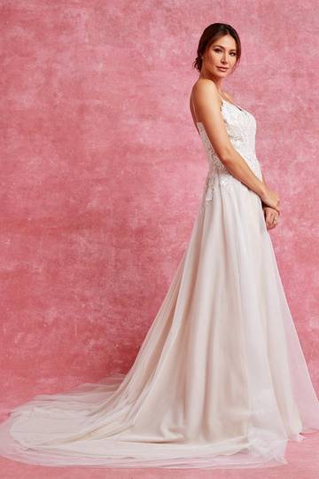 Sweetheart Sleeveless A-Line Train A-line Gown Luxurious Weddings