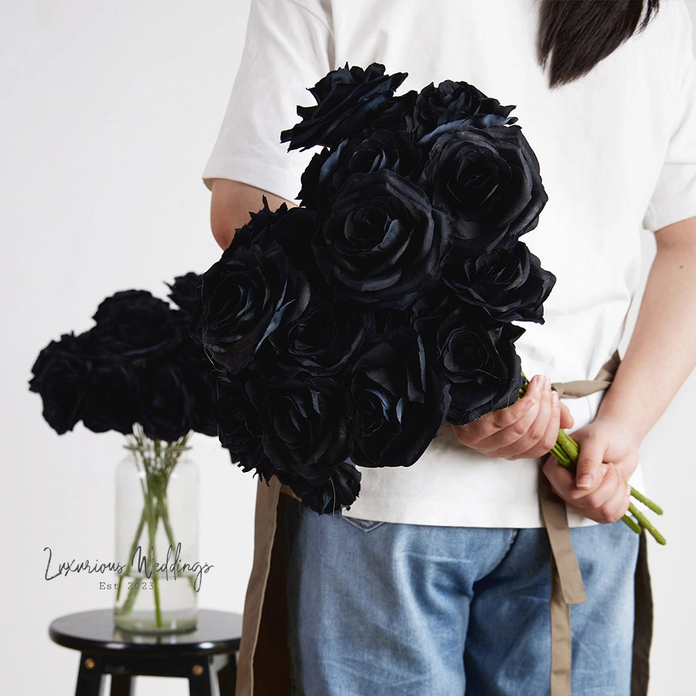 Gothic Silk Rose Bouquet | Home Decor & DIY Halloween Decor Black Roses Luxurious Weddings