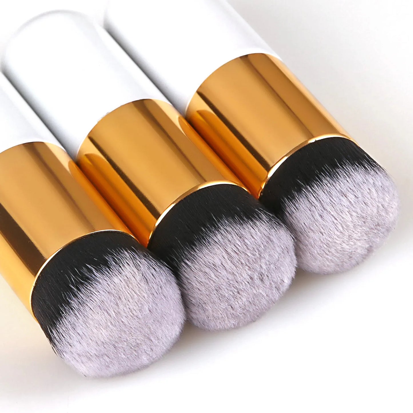 1Pcs New Chubby Pier Foundation Brush Makeup Brushes Luxurious Weddings