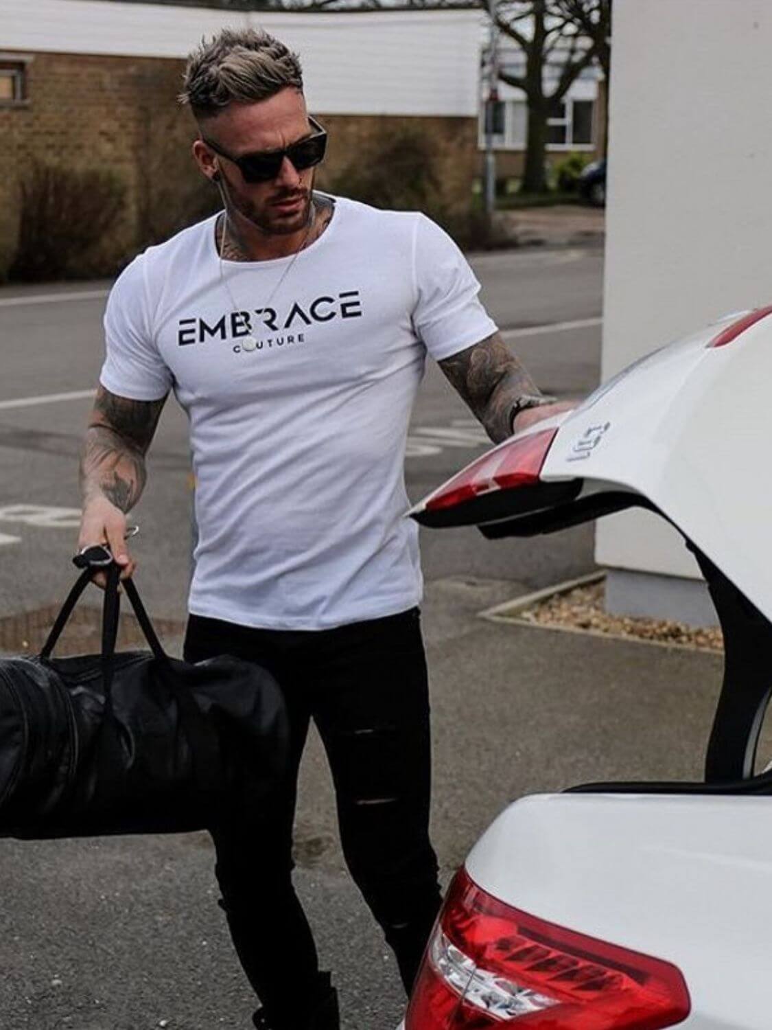 Men's Letter Graphic Round Neck Short Sleeve T-Shirt Tshirts Luxurious Weddings