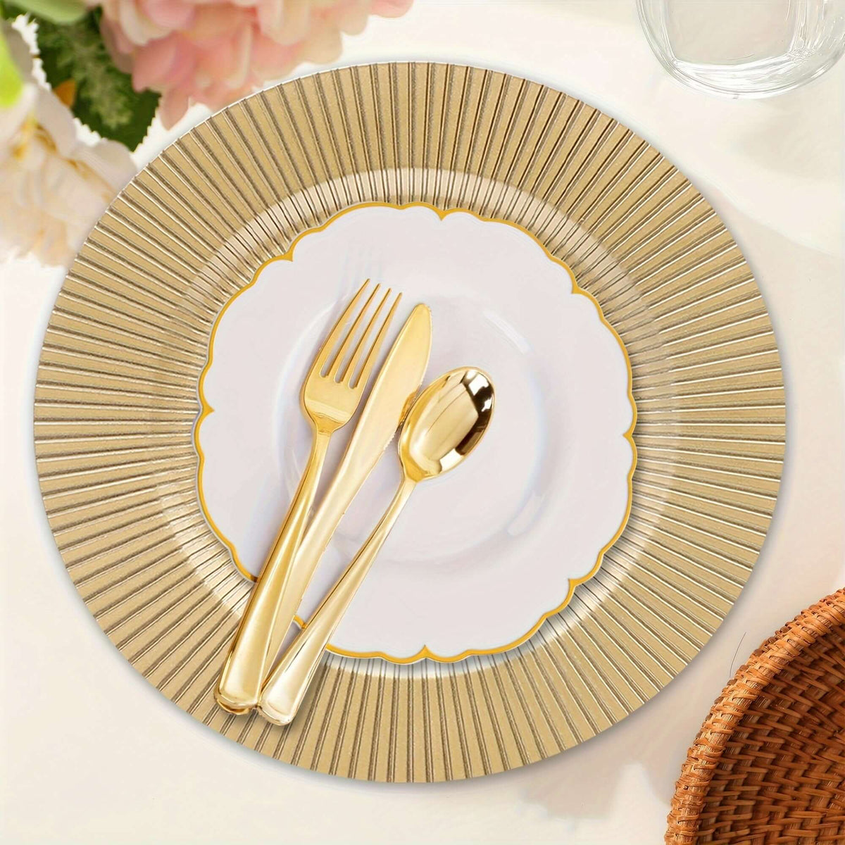 50 Silvery & Golden Charger Plates for Exquisite Table Tableware Luxurious Weddings