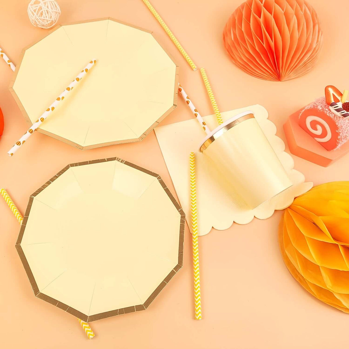 Golden Foil Yellow Party Set for 24 Guests Partyware Luxurious Weddings