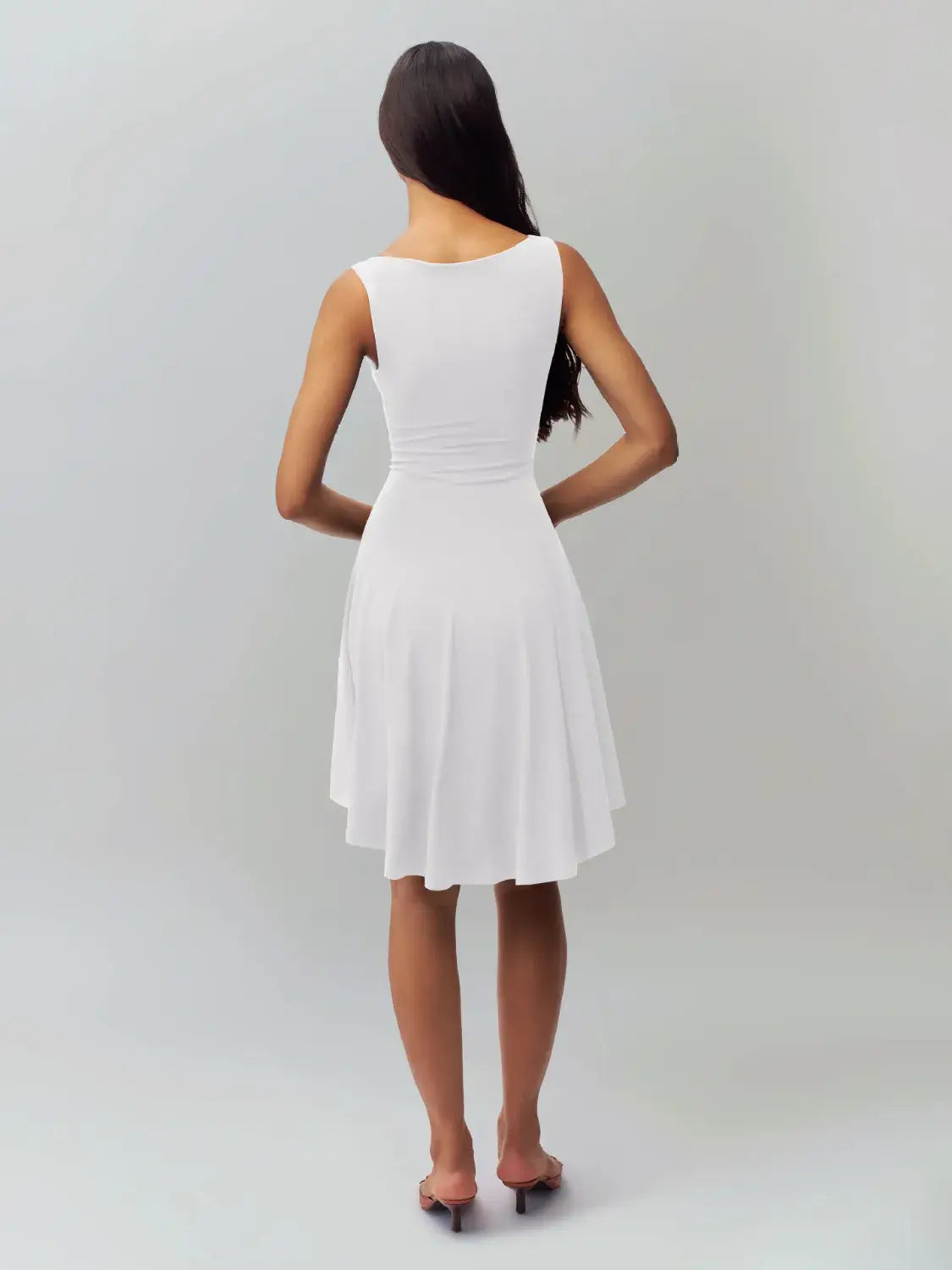 High-Low Round Neck Sleeveless Dress Dresses Luxurious Weddings