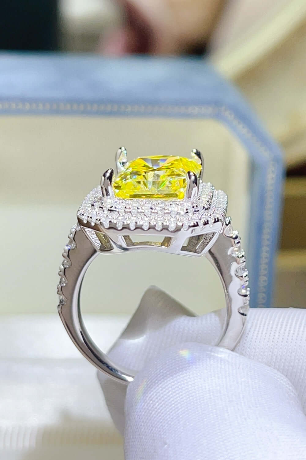 2 Carat Moissanite 925 Sterling Silver Ring Jewelry Luxurious Weddings