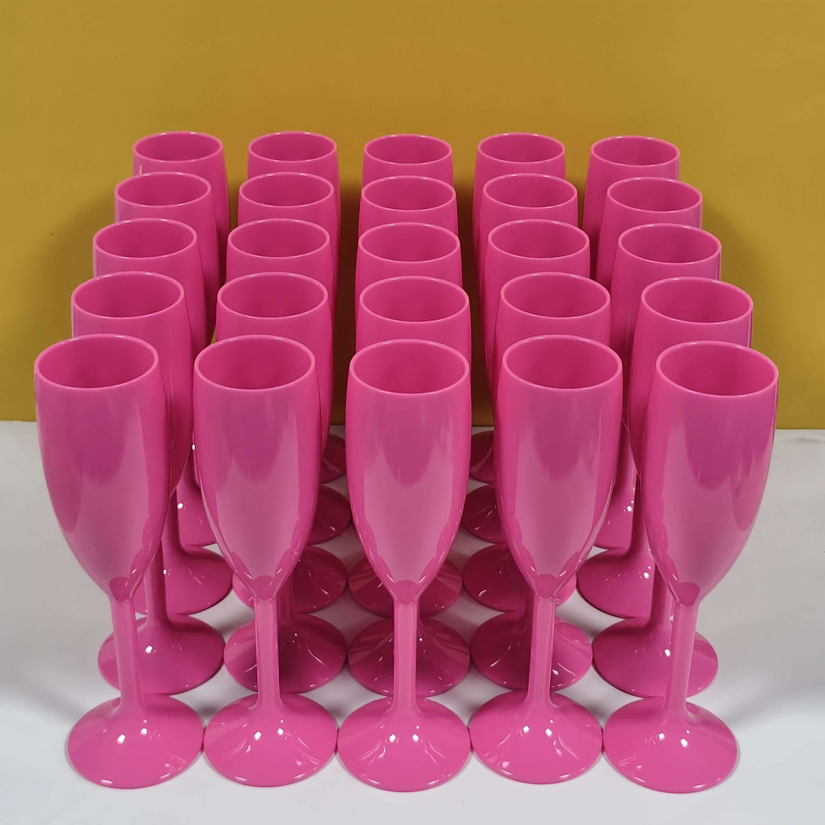 Elegant Stemmed Plastic Champagne Glasses Set Drinkware Luxurious Weddings