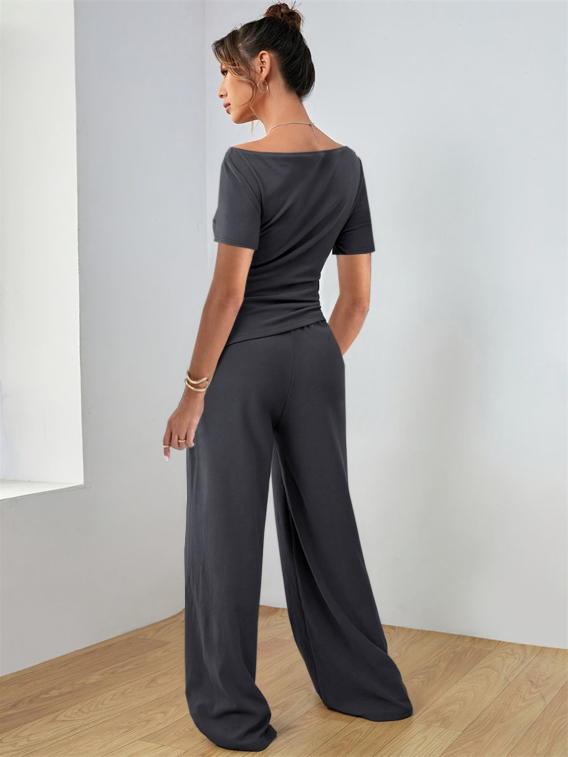 Round Neck Short Sleeve T-Shirt and Pants Set Matching Sets Luxurious Weddings