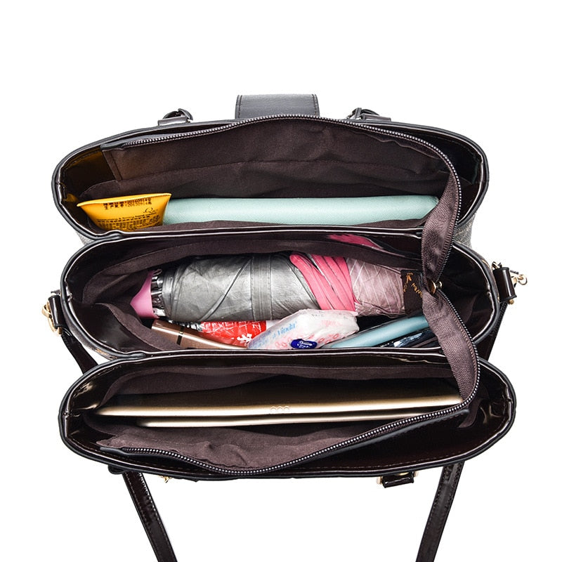 Interior view of Newposs Woman's Bag, ideal for luxurious weddings, showcasing multiple compartments for organization.