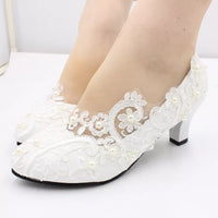 White Lace Wedding Shoes, 4 Sizes Bridal flats Luxurious Weddings