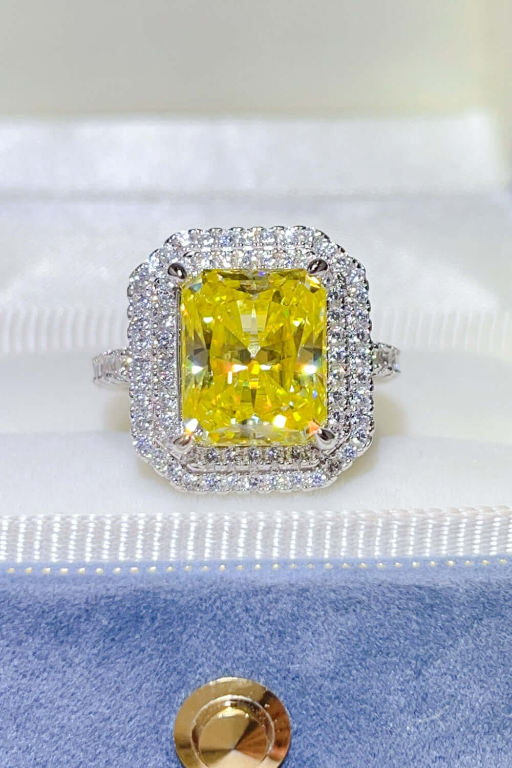 2 Carat Moissanite 925 Sterling Silver Ring Jewelry Luxurious Weddings