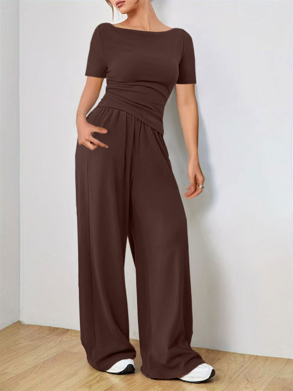 Round Neck Short Sleeve T-Shirt and Pants Set Matching Sets Luxurious Weddings