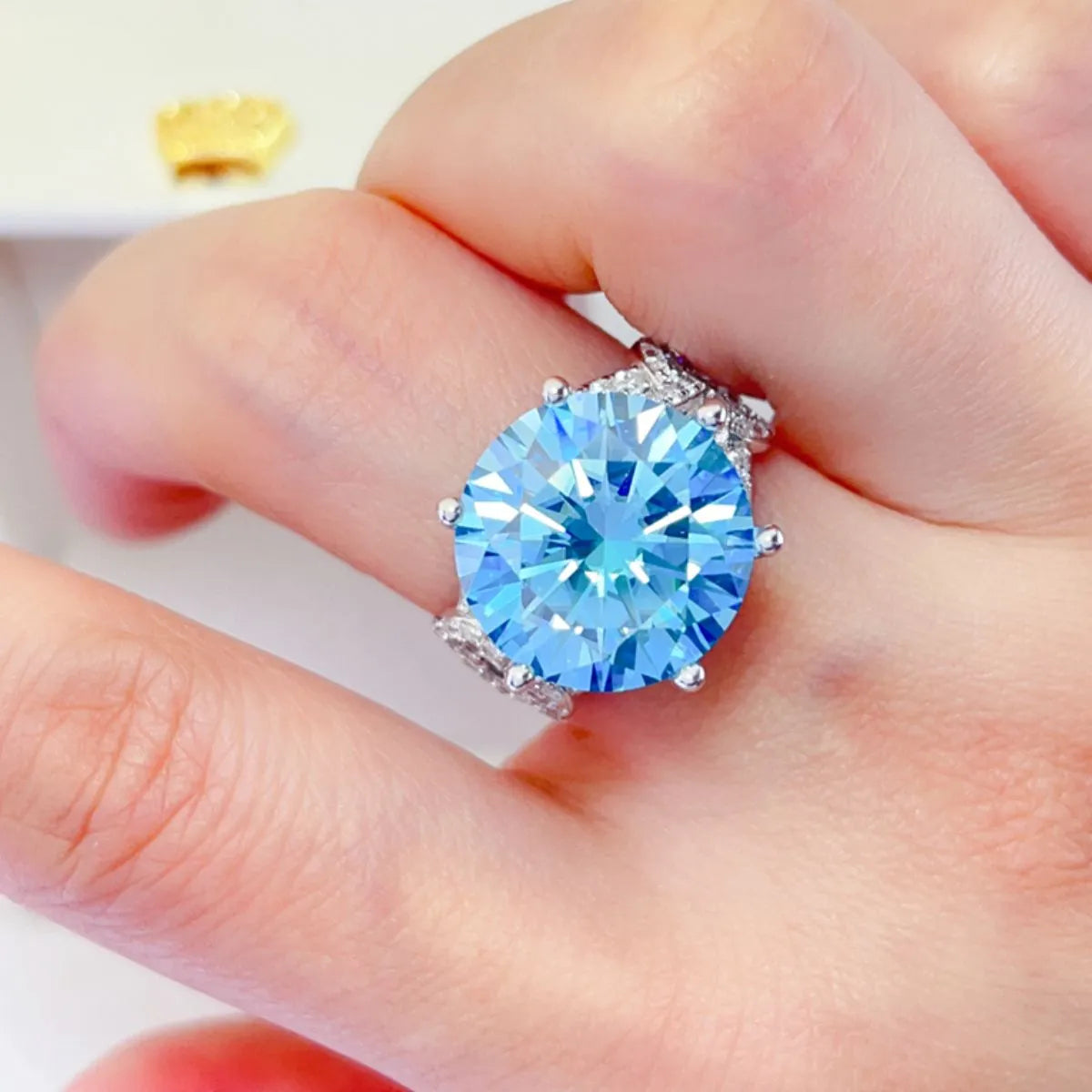 10 Carat Moissanite 925 Sterling Silver Ring Luxurious Weddings