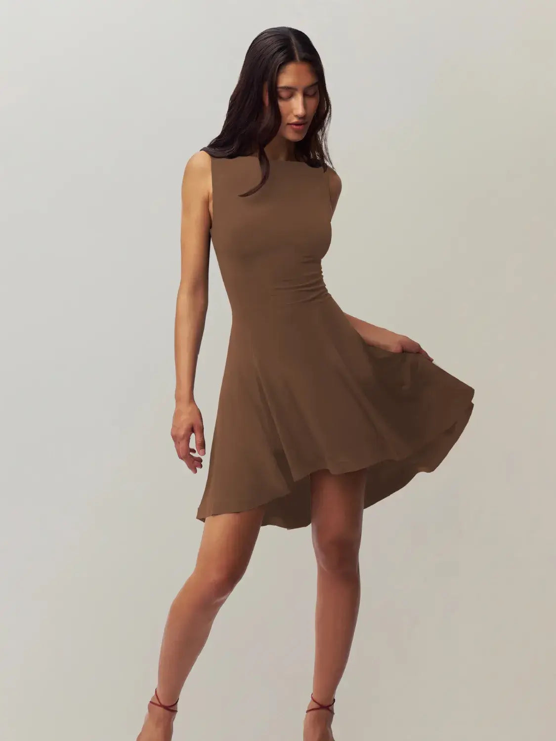 High-Low Round Neck Sleeveless Dress Dresses Luxurious Weddings