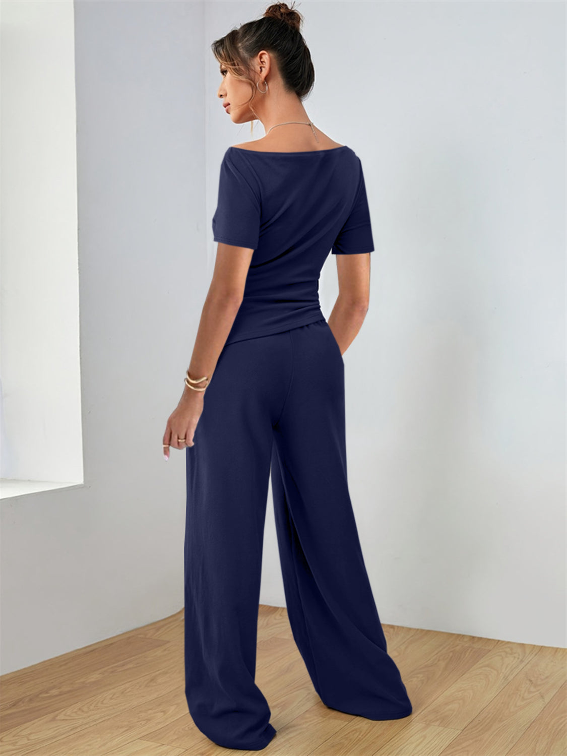 Round Neck Short Sleeve T-Shirt and Pants Set Matching Sets Luxurious Weddings