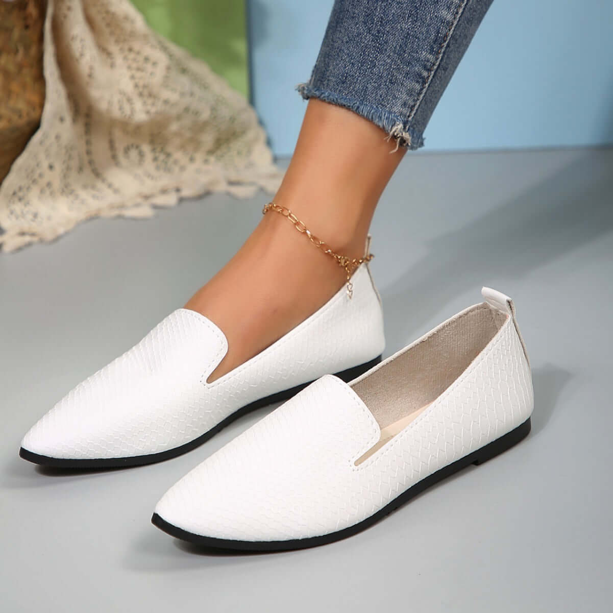 Snake Print Pointed Toe Slip-Ons flats Luxurious Weddings