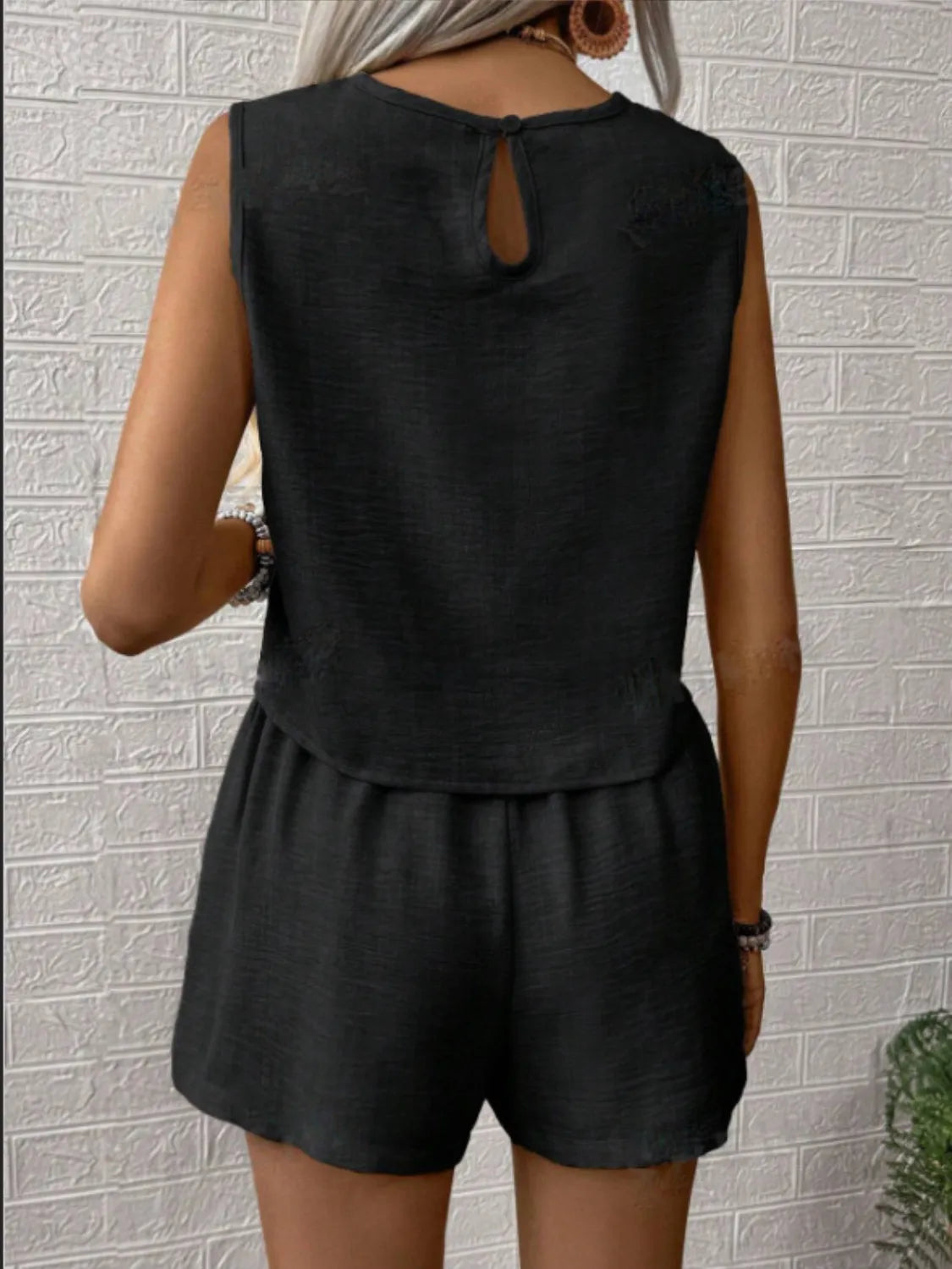 Round Neck Sleeveless Top and Shorts Set Matching Sets Luxurious Weddings