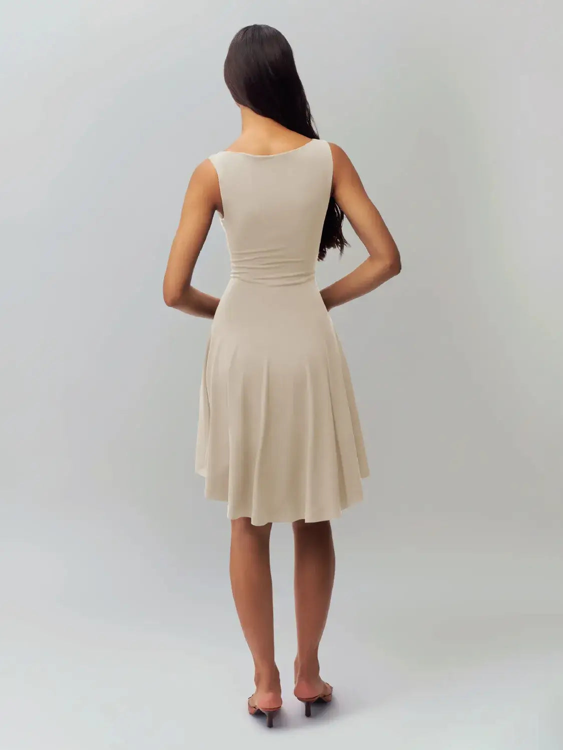 High-Low Round Neck Sleeveless Dress Dresses Luxurious Weddings
