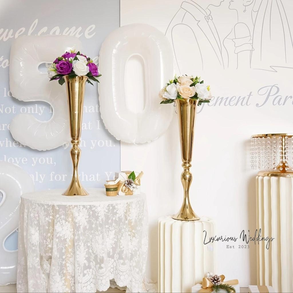 Metal Tabletop Flower Stand - Versatile Vase for Events - Luxurious Weddings