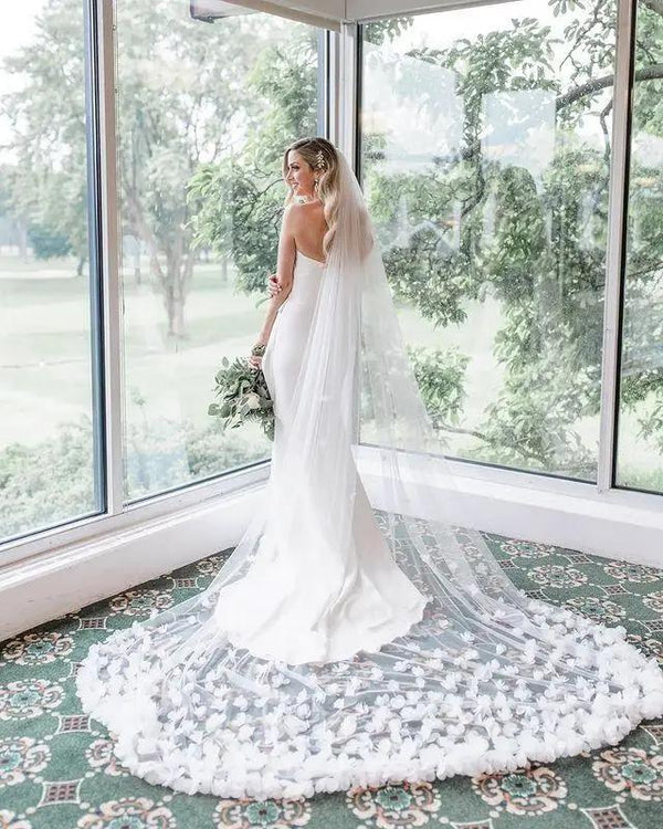 High Quality Wedding Veil with 3d Flowers Cathedral Mantilla Bridal Veil - Luxurious Weddings