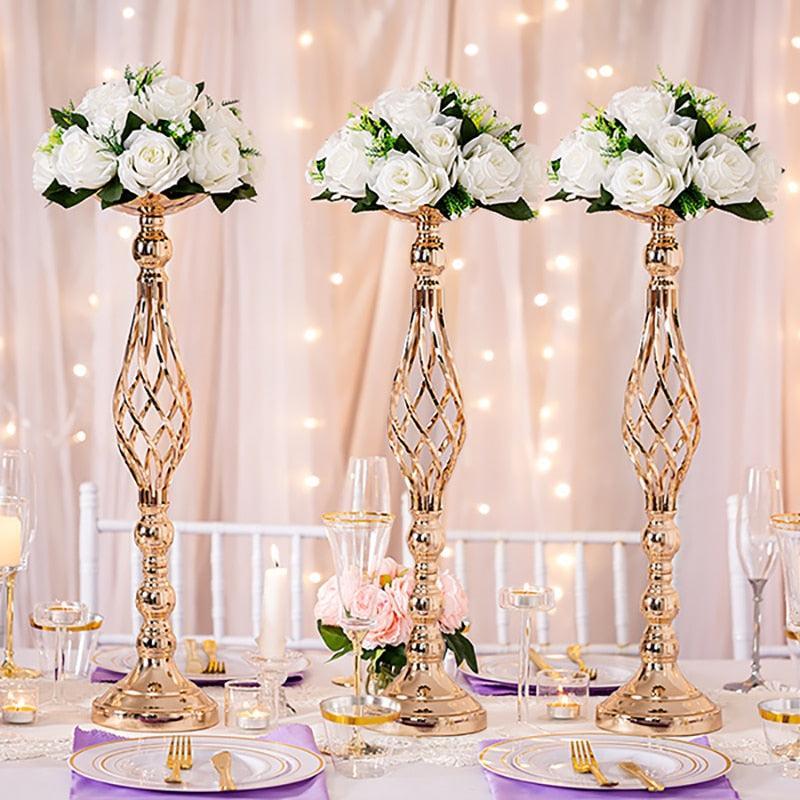 Metal Candle Holders Wedding Centerpiece - Luxurious Weddings