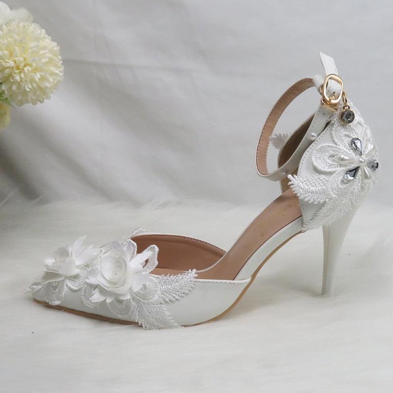 White Flower Pumps wedding shoes Bridal Shoes Luxurious Weddings