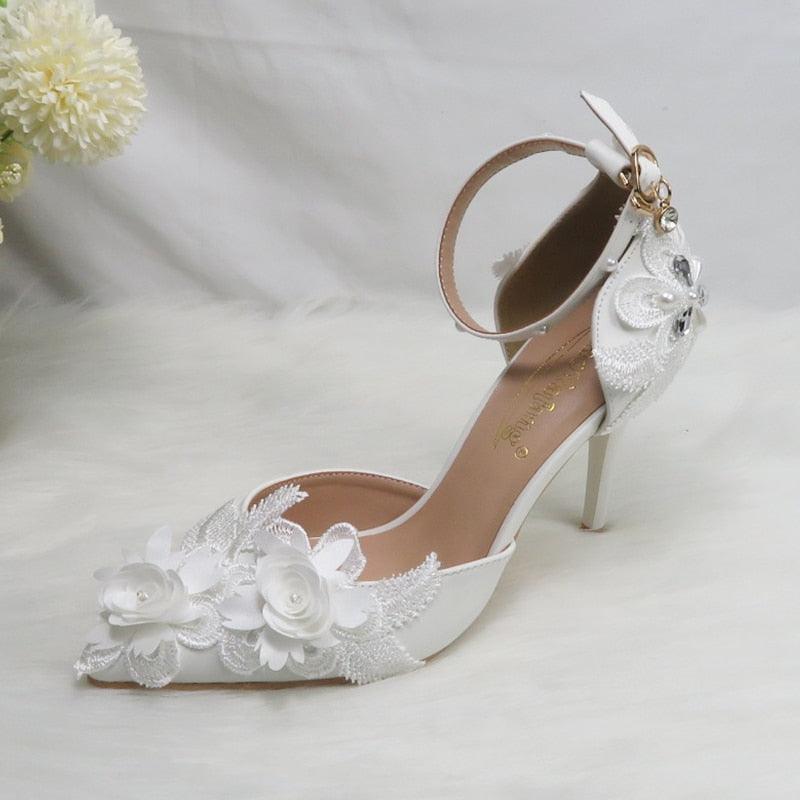 White Flower Pumps wedding shoes Bridal Shoes Luxurious Weddings