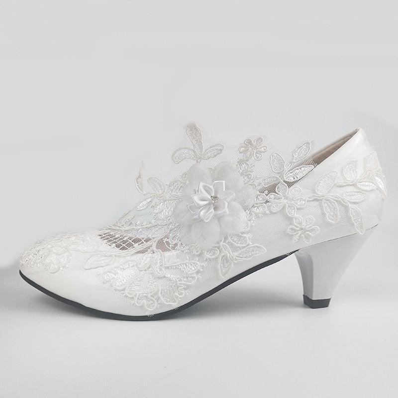 White Flower Pumps wedding shoes Bridal Shoes Luxurious Weddings
