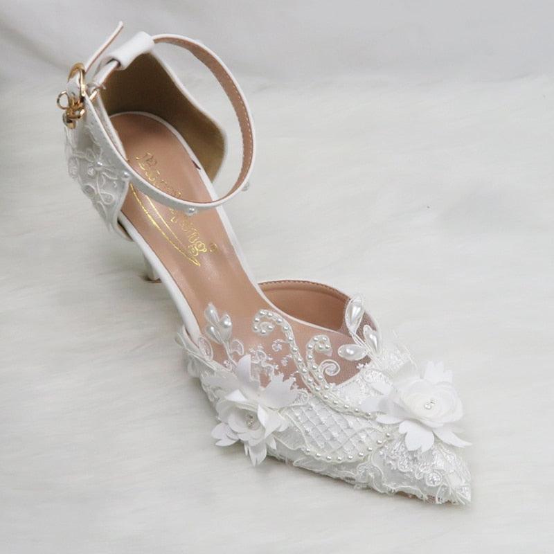 White Flower Pumps wedding shoes Bridal Shoes Luxurious Weddings