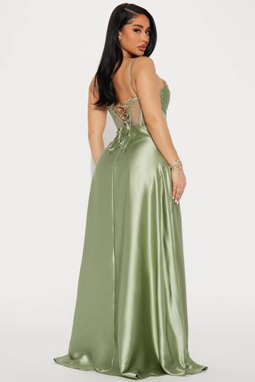 Kaylee Satin Gown - Black Luxurious Weddings