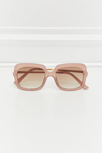 Square Metal-Plastic Hybrid Temple Sunglasses sunglasses Luxurious Weddings