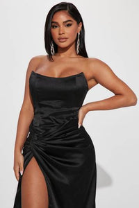 Teagan Satin Maxi Dress Set - Black Luxurious Weddings
