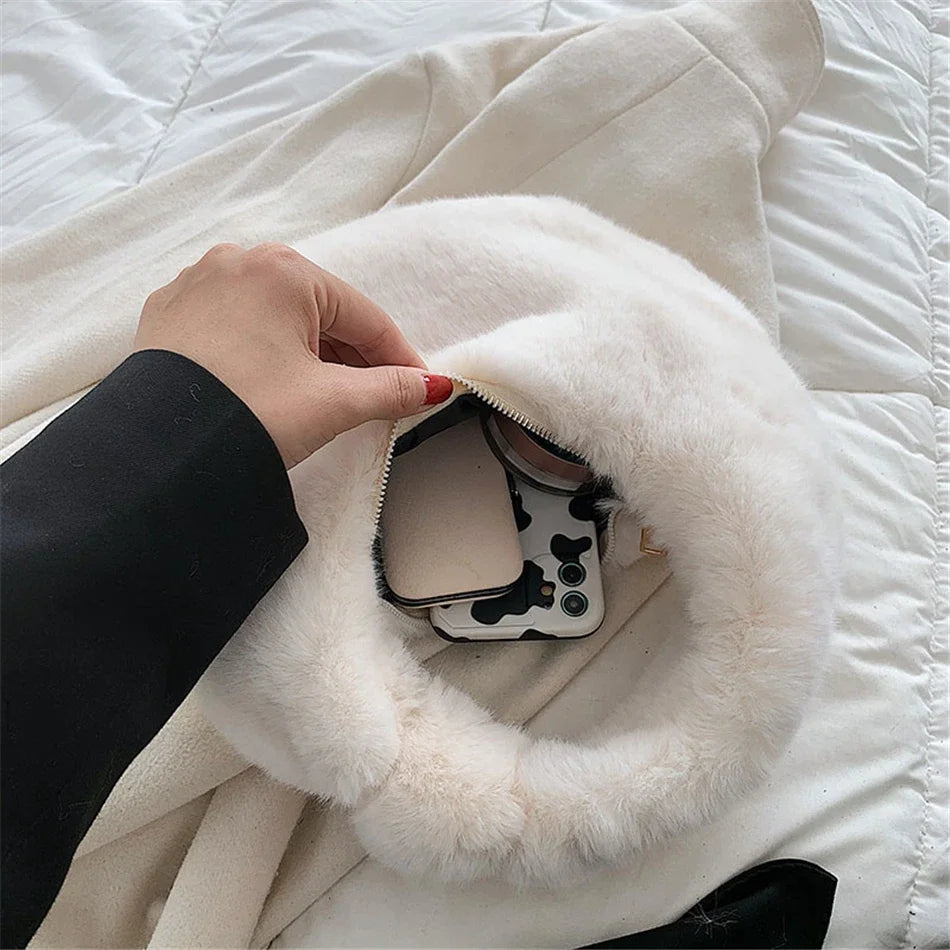 Fur Women's Small Half Bag Short Handle Clutch Handbags Luxurious Weddings