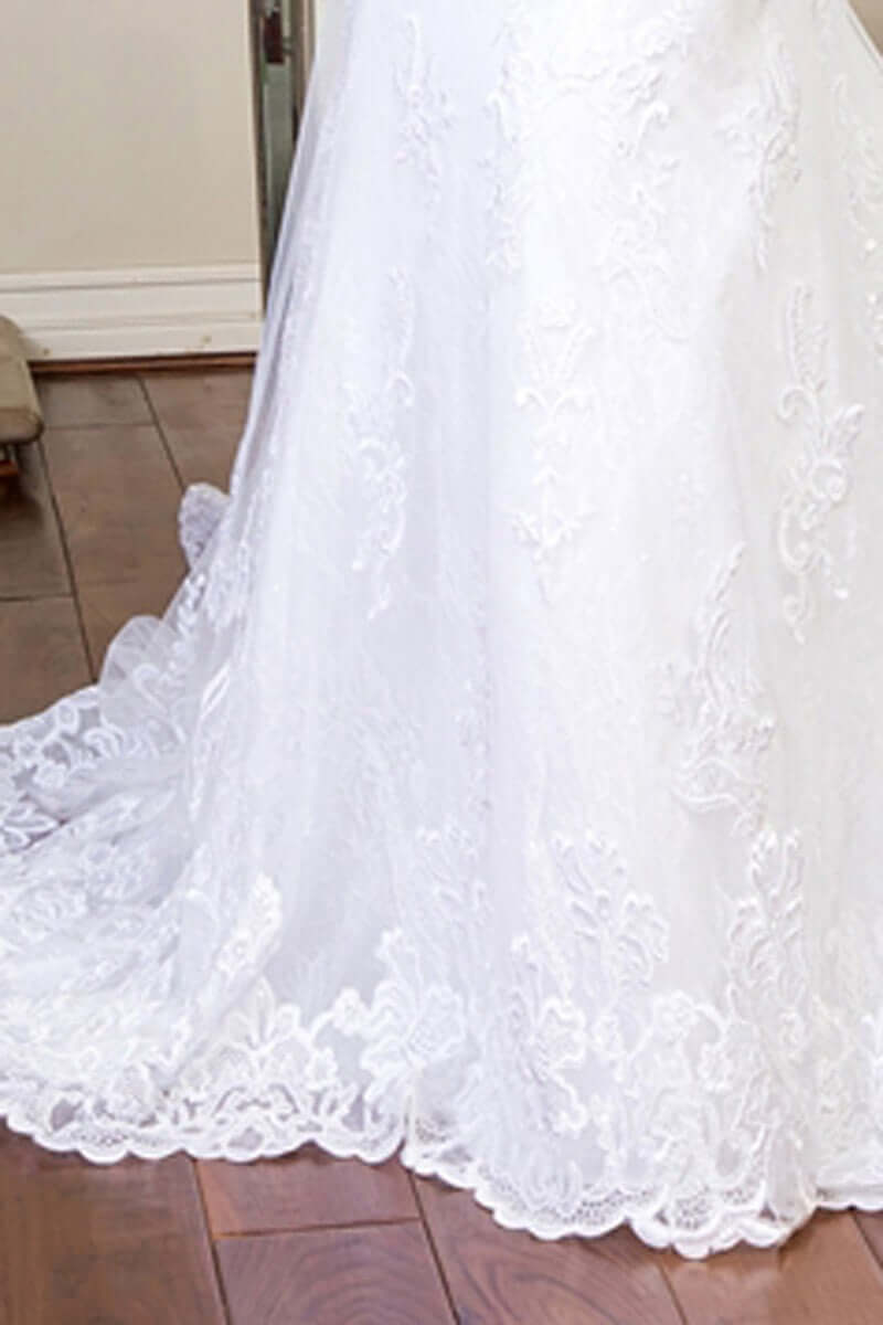 Exquisite Lace Mermaid Bridal Gown Mermaid Gown Luxurious Weddings