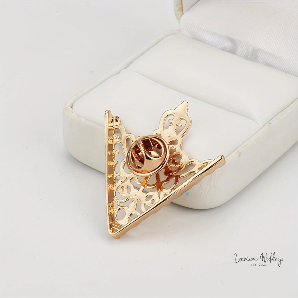 Vintage Collar Buckle Pin - Royal Alloy Design Suit Accessories Luxurious Weddings