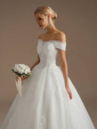 Elegant Appliqué Boat Neck Wedding Dress Wedding Dresses Luxurious Weddings