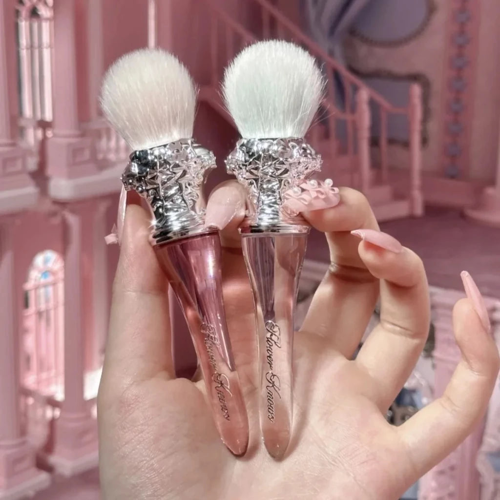 Flower Knows Swan Stippling Brush - Swan Ballet Wool Makeup Essentials Luxurious Weddings