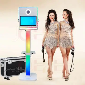 15.6-inch Touch Screen DSLR Photo Booth DSLR Photo Booths Luxurious Weddings