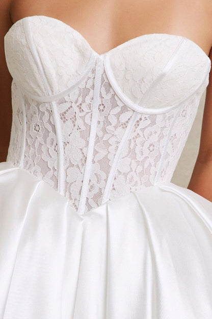 Sweetheart Lace Top A-Line Wedding Gown