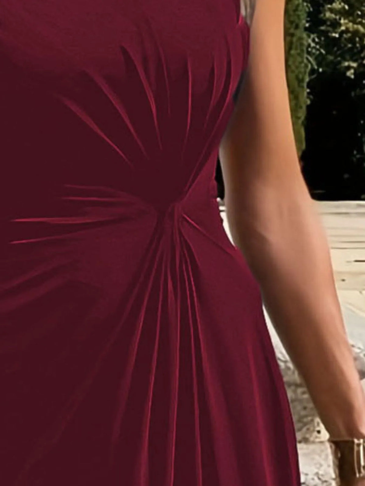 Round Neck Sleeveless Maxi Dress Maxi dress Luxurious Weddings