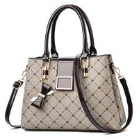 Newposs Woman's Bag in elegant design, perfect for luxurious weddings and stylish occasions.