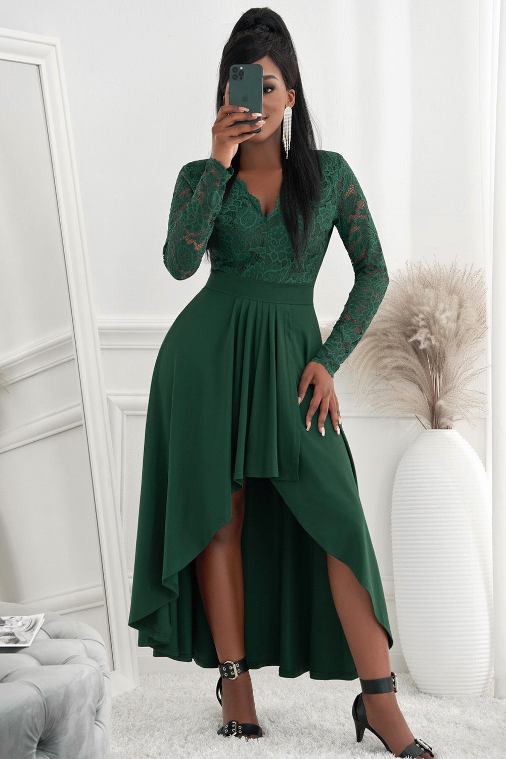 Lace High-Low V-Neck Dress Mother of the bride Luxurious Weddings