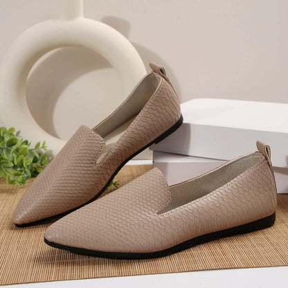 Snake Print Pointed Toe Slip-Ons flats Luxurious Weddings