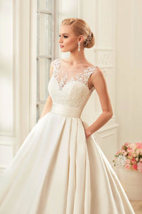 Satin white & Ivory elegant Bridal Dress Open Back Wedding Dress Satin wedding Sress Luxurious Weddings