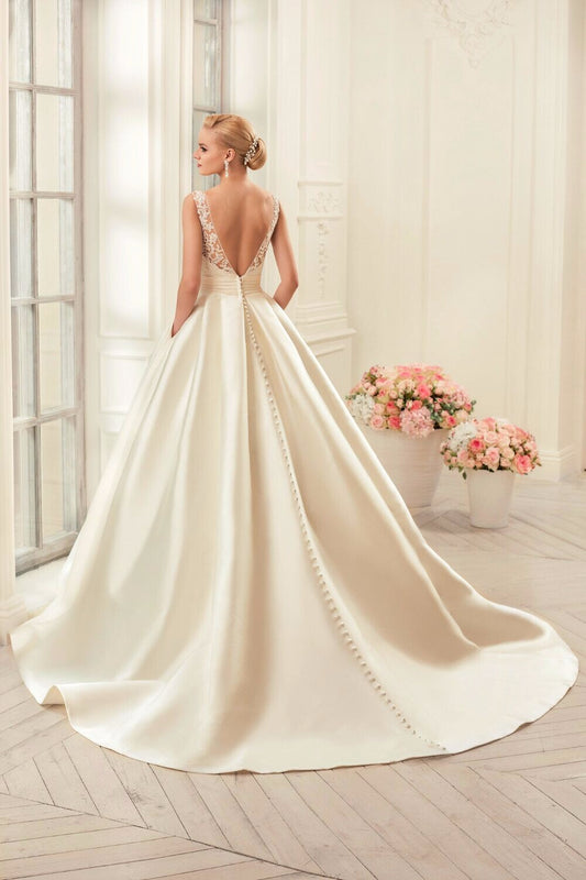 Satin white & Ivory elegant Bridal Dress Open Back Wedding Dress Satin wedding Sress Luxurious Weddings