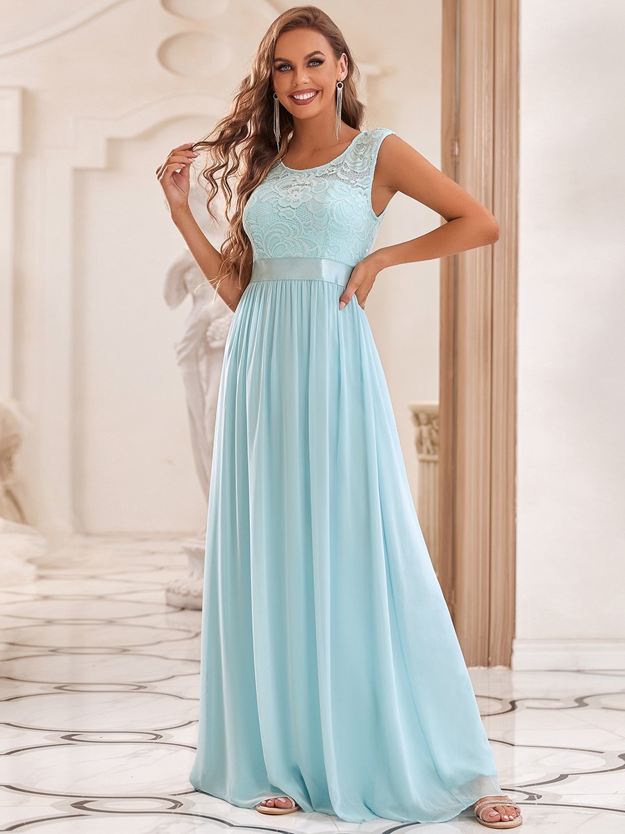 Lace Bridesmaid Dresses | Luxurious Weddings NZ Bridesmaid Dresses Luxurious Weddings
