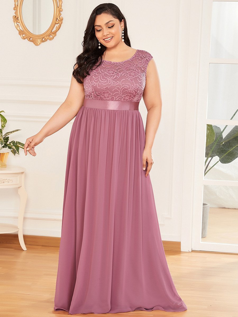 Lace Bridesmaid Dresses | Luxurious Weddings NZ Bridesmaid Dresses Luxurious Weddings