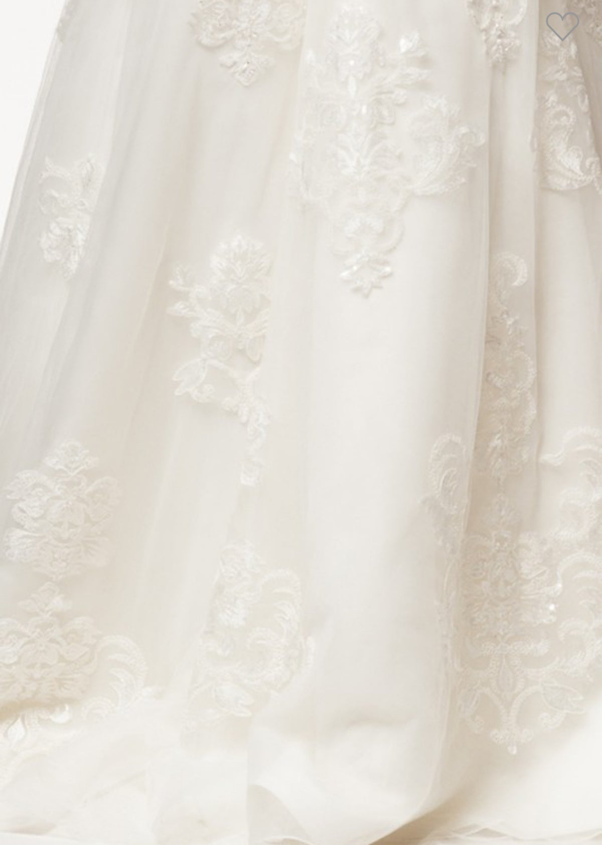 Sleeveless Scoop Neck Bridal gown Luxurious Weddings