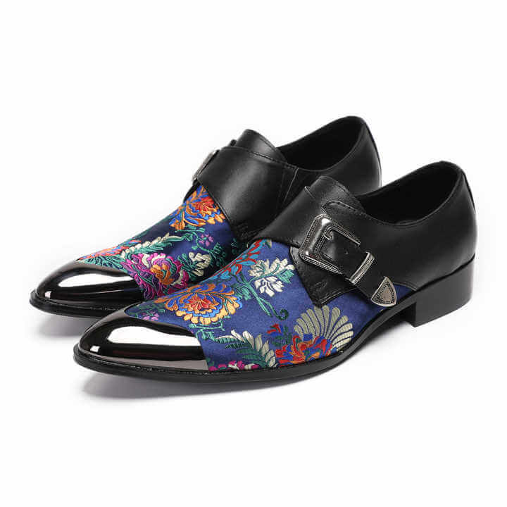 Men's Embroidery Pointed Toe Loafers Loafers Luxurious Weddings
