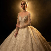 Elegant Full-Length Ball Gown Wedding Dress Wedding Dress Luxurious Weddings