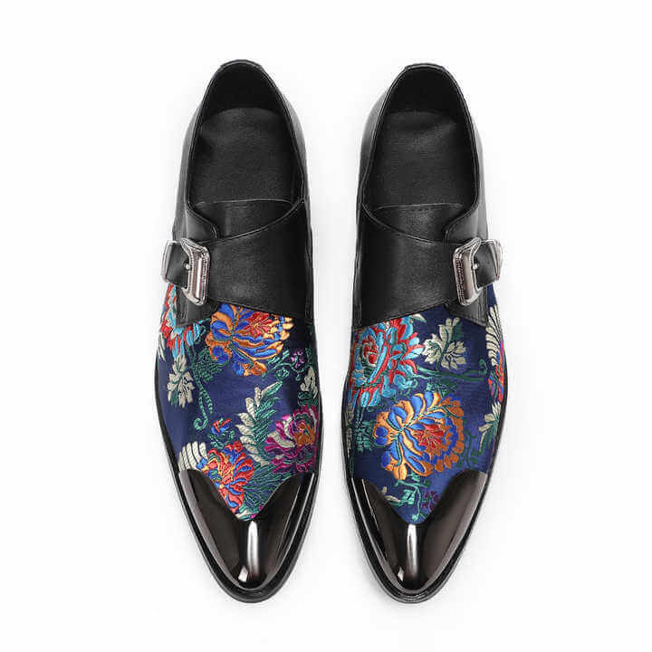 Men's Embroidery Pointed Toe Loafers Loafers Luxurious Weddings